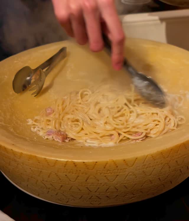 ルンゴカーニバル ハウスダイニング  総本店