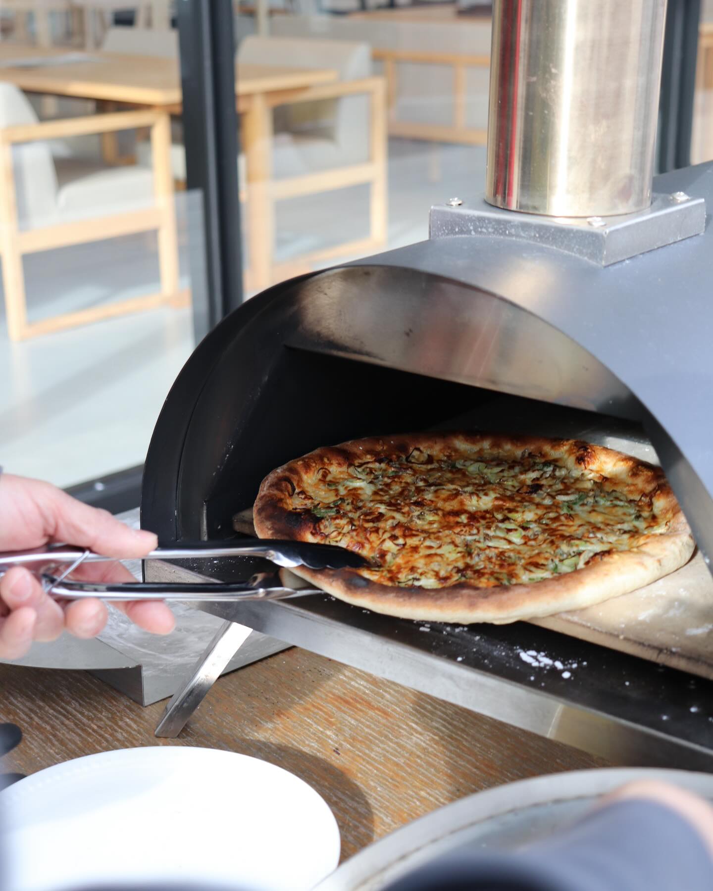 パン・ピザ ティンカー・ベル