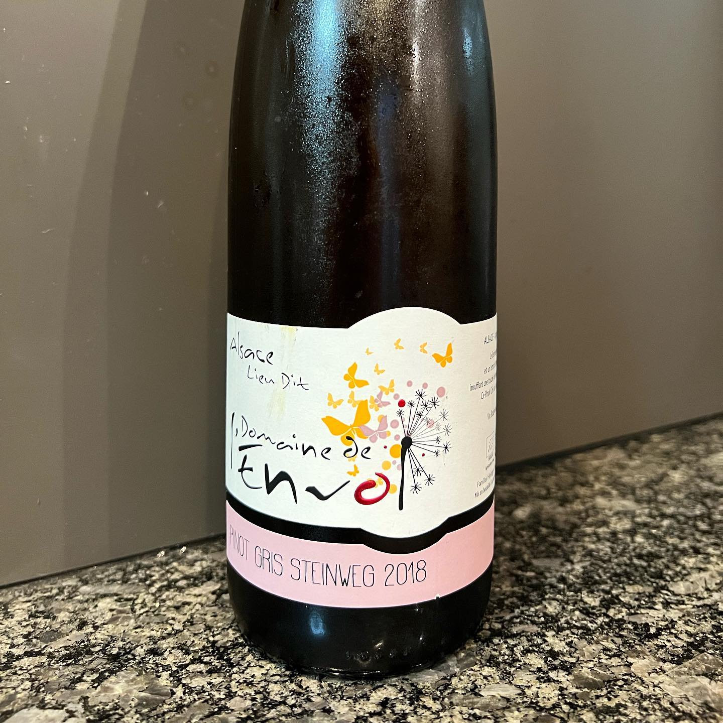 ワインショップ&サロン ペタル