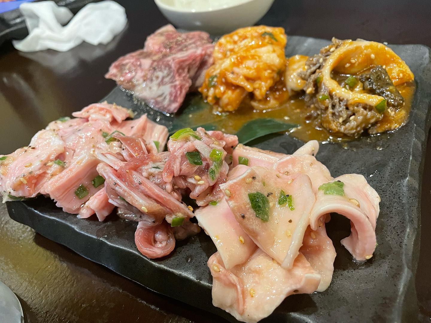 金獅子のホルモン 元町店