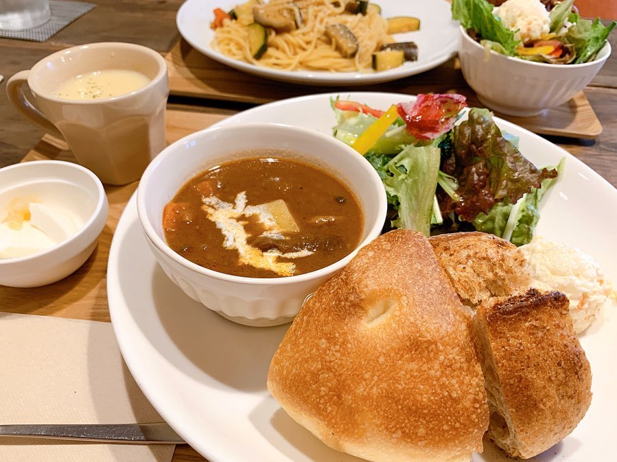 パン ド ラボラトリー アッシュ