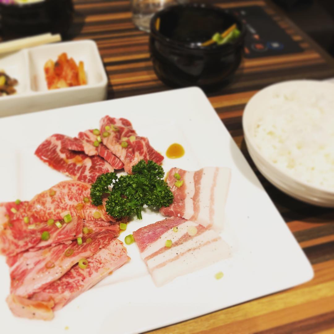 焼肉 韓国料理 NIKUZO 江古田店