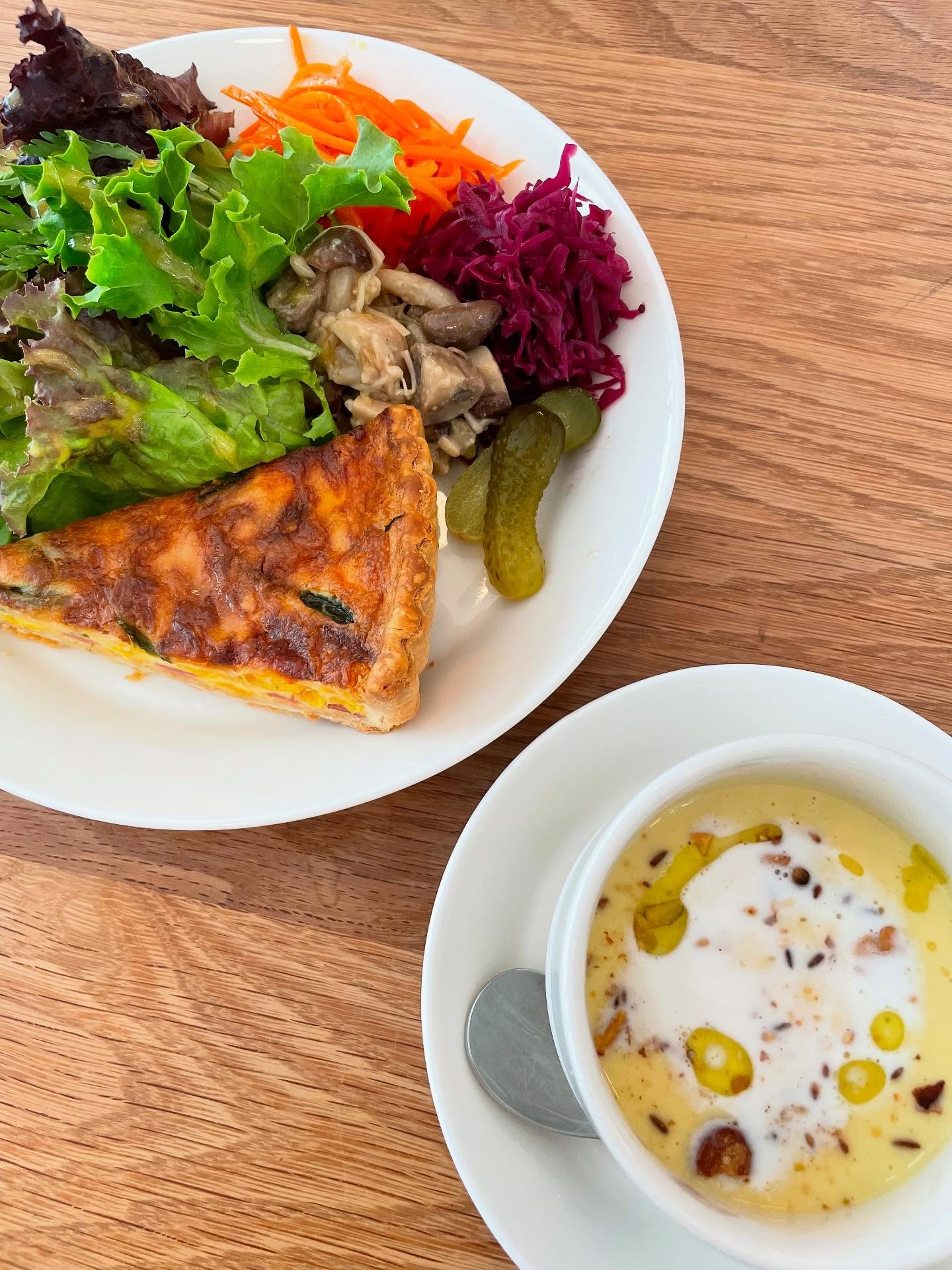 カフェ アキッサ