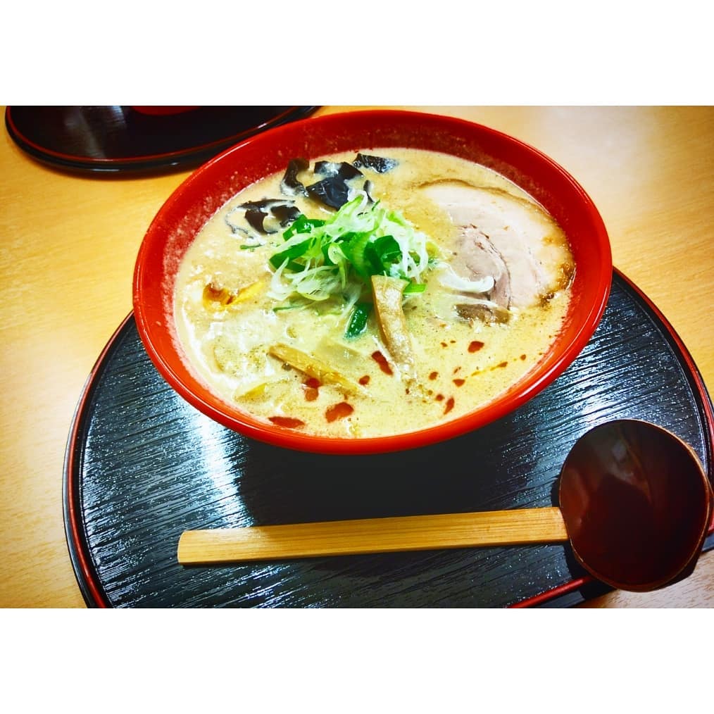 GUN助ラーメン