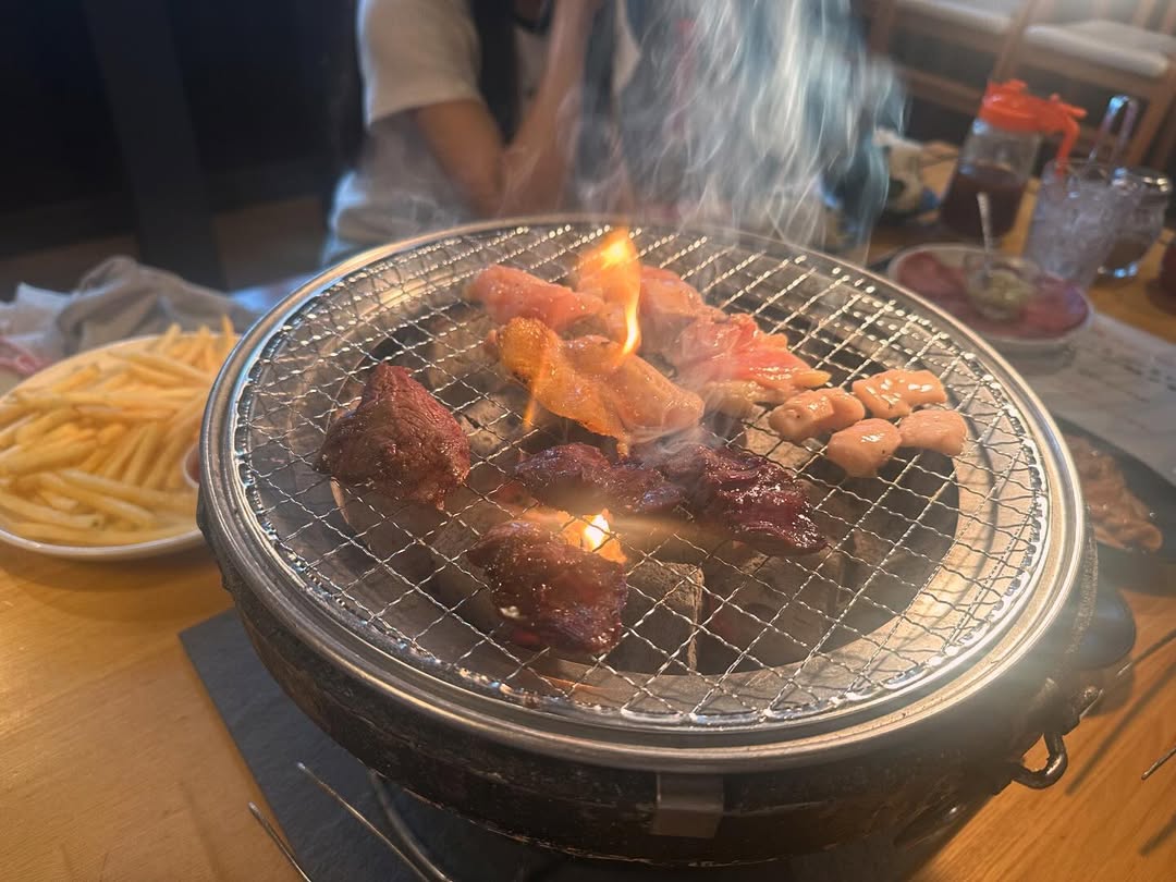 まんぷく炭火焼肉 喰らうど