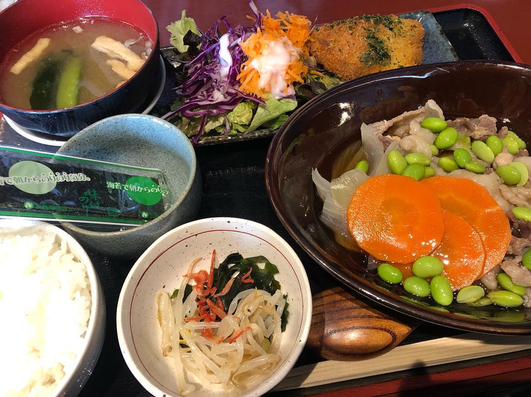 おばんざい鉢屋 渋谷神宮前