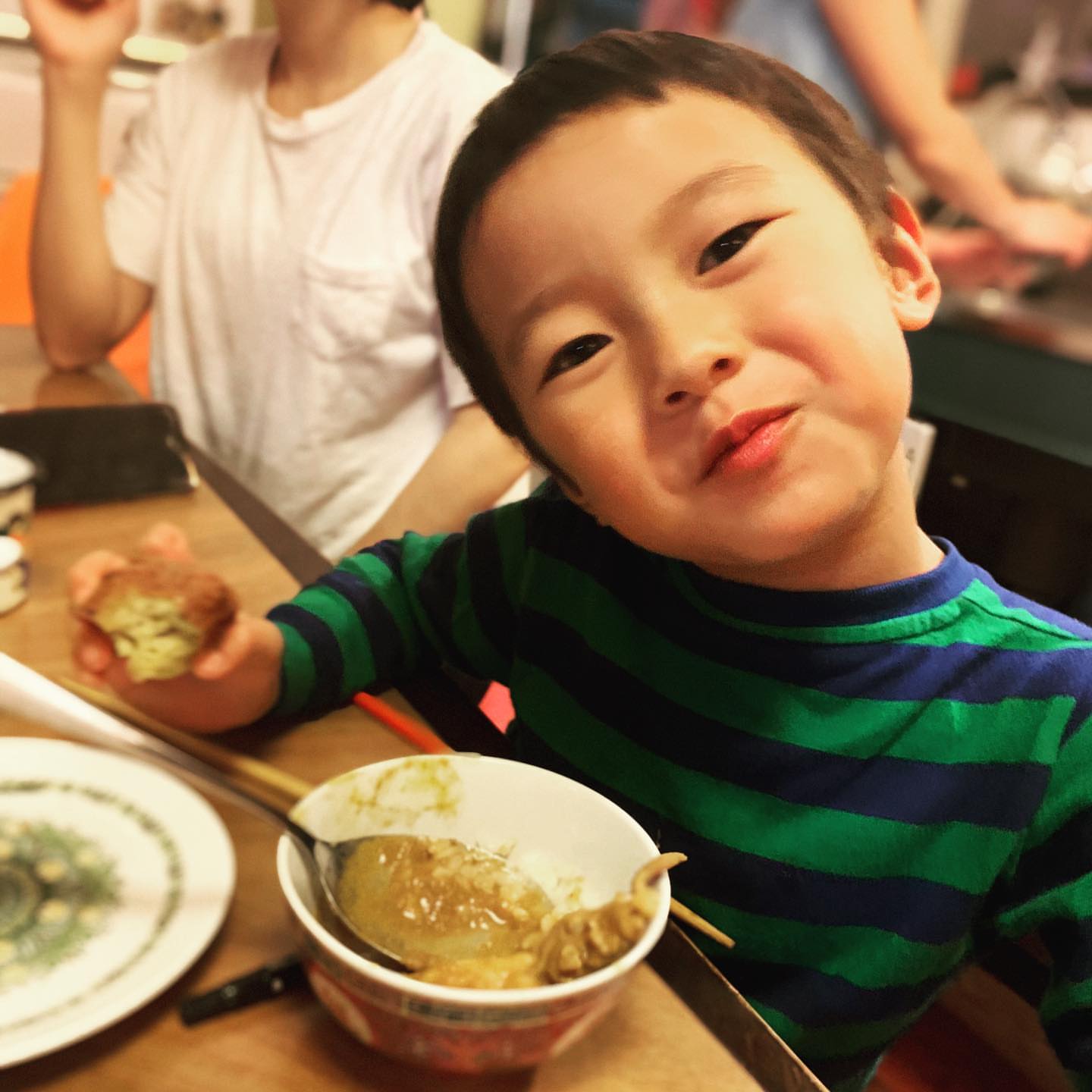 とうまワイン店