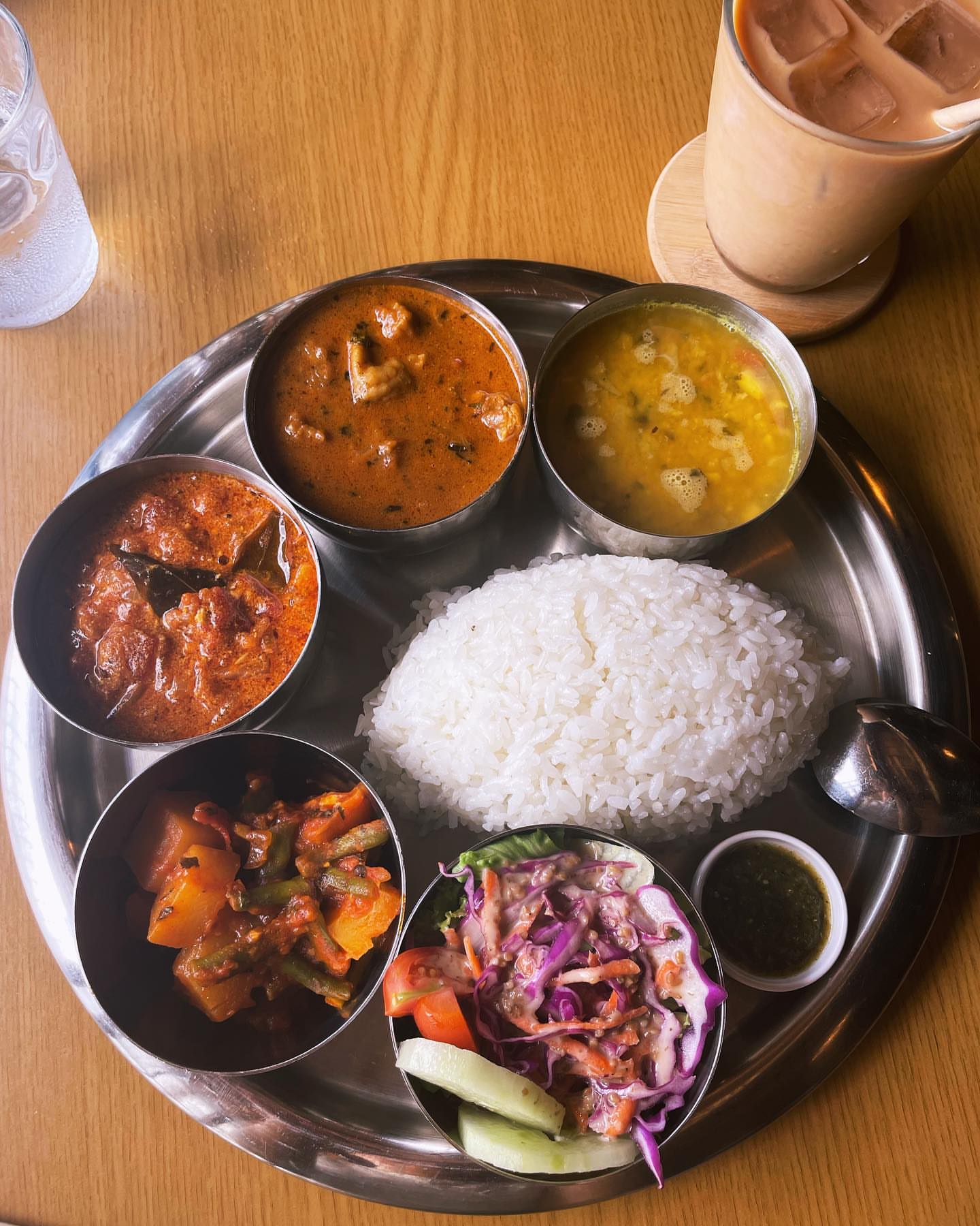 ネパール人シェフのきいろい台所