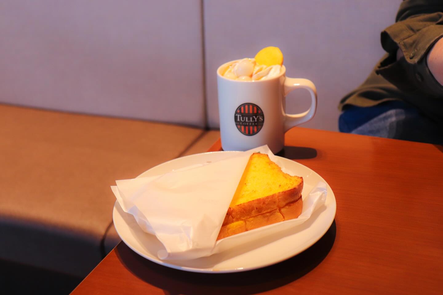 タリーズコーヒー 神戸大学医学部附属病院店