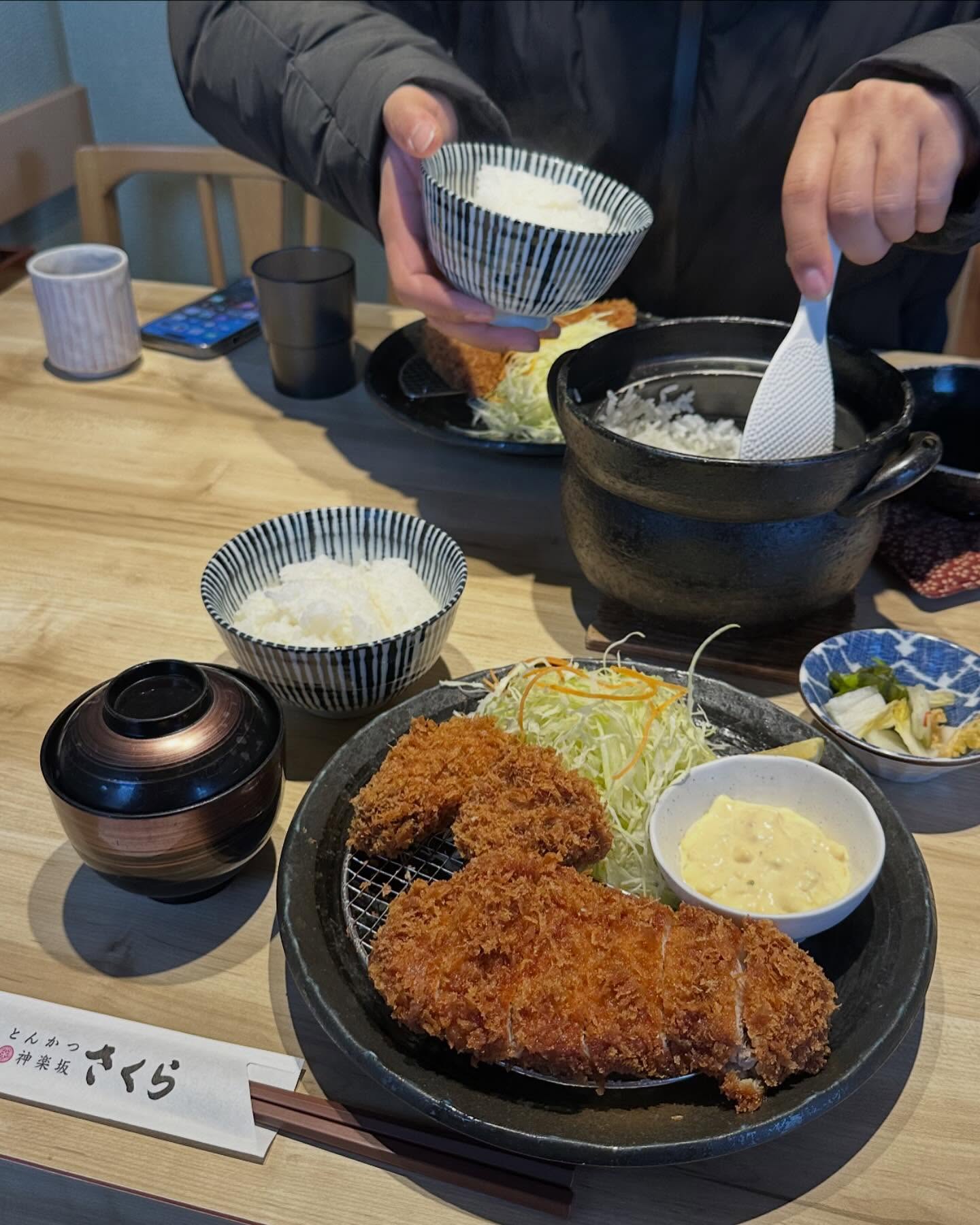 とんかつ神楽坂さくら 枚方店