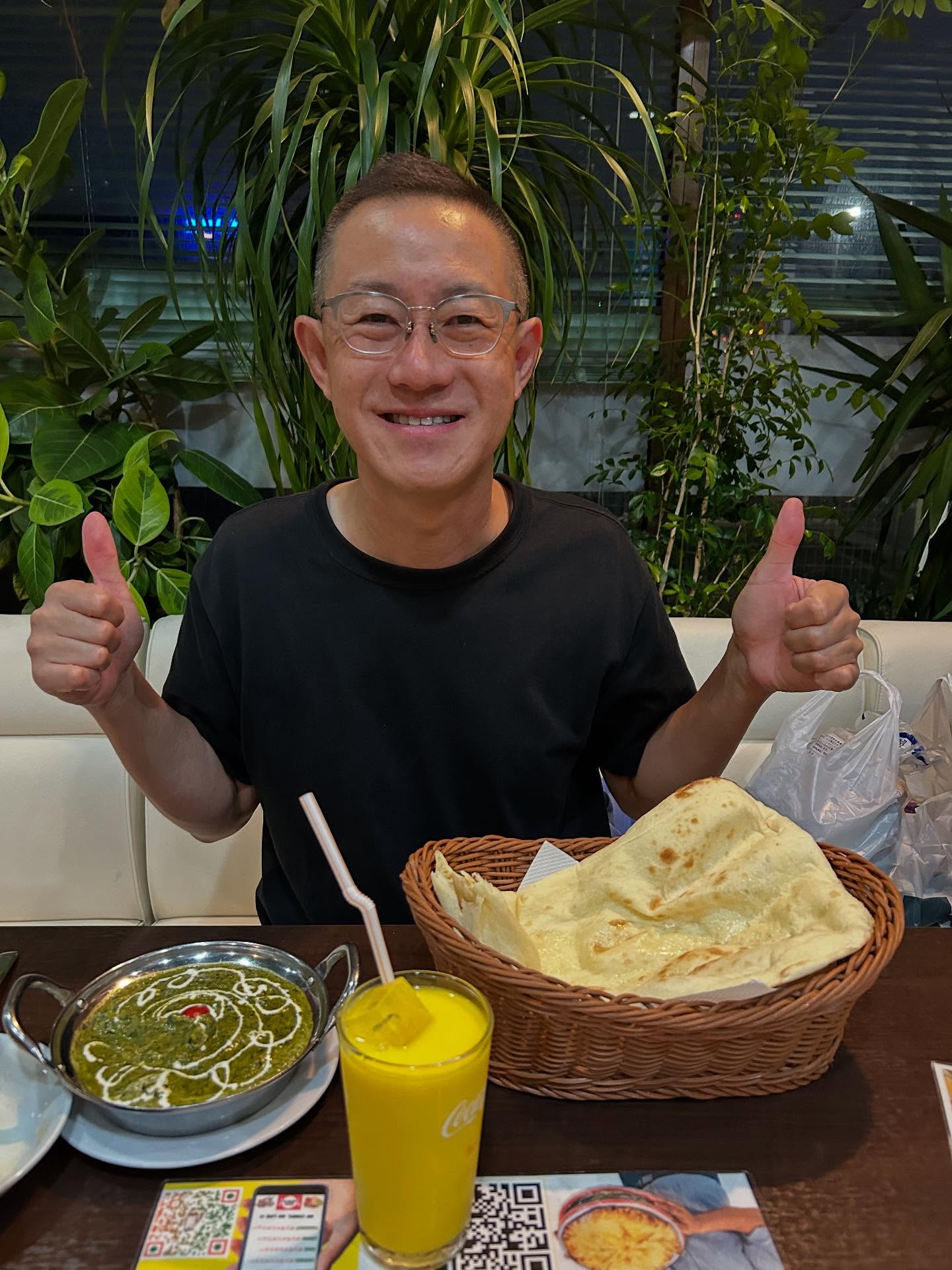 カリーゾーン 本店