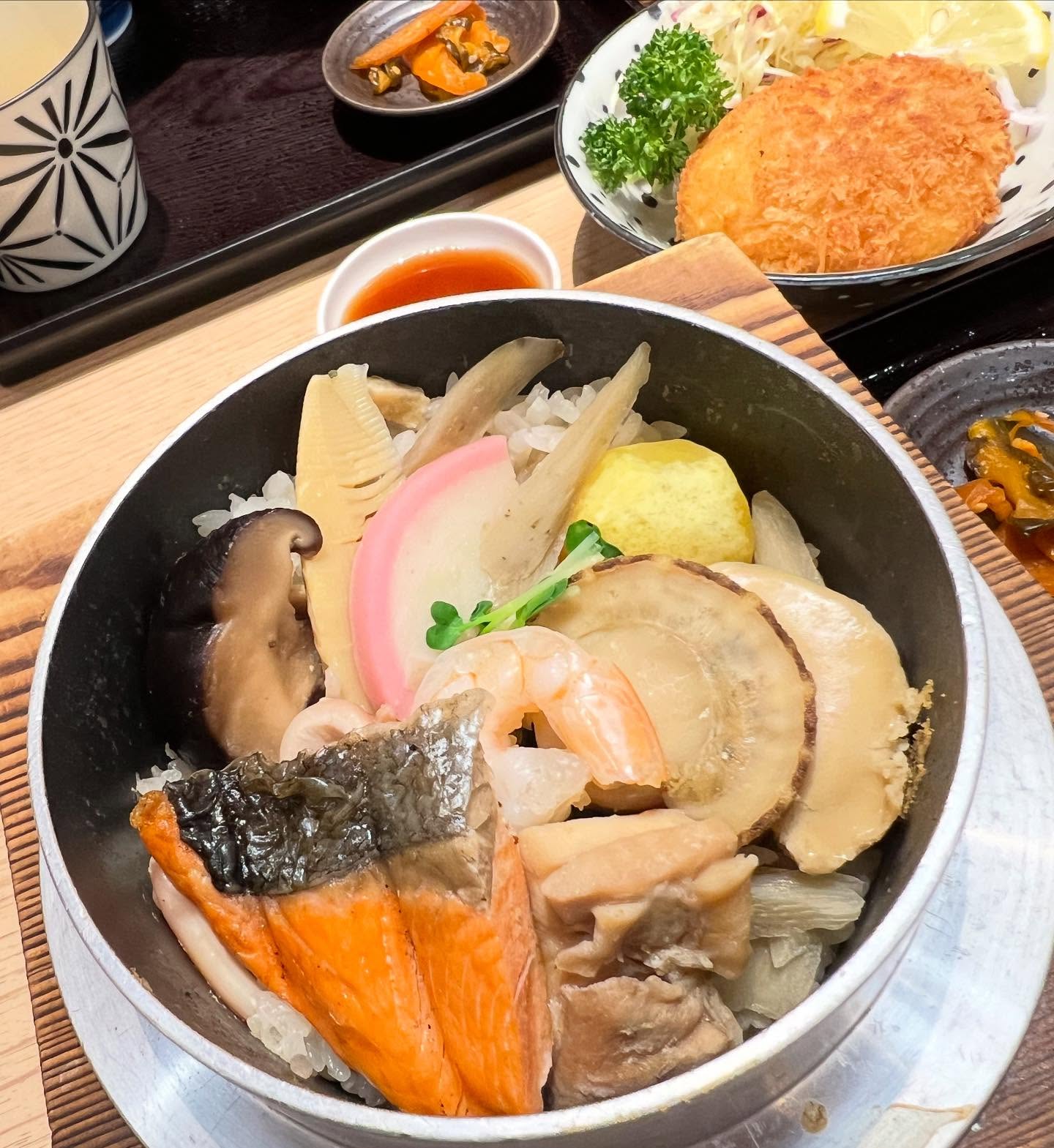 海鮮料理と釜めし あらき