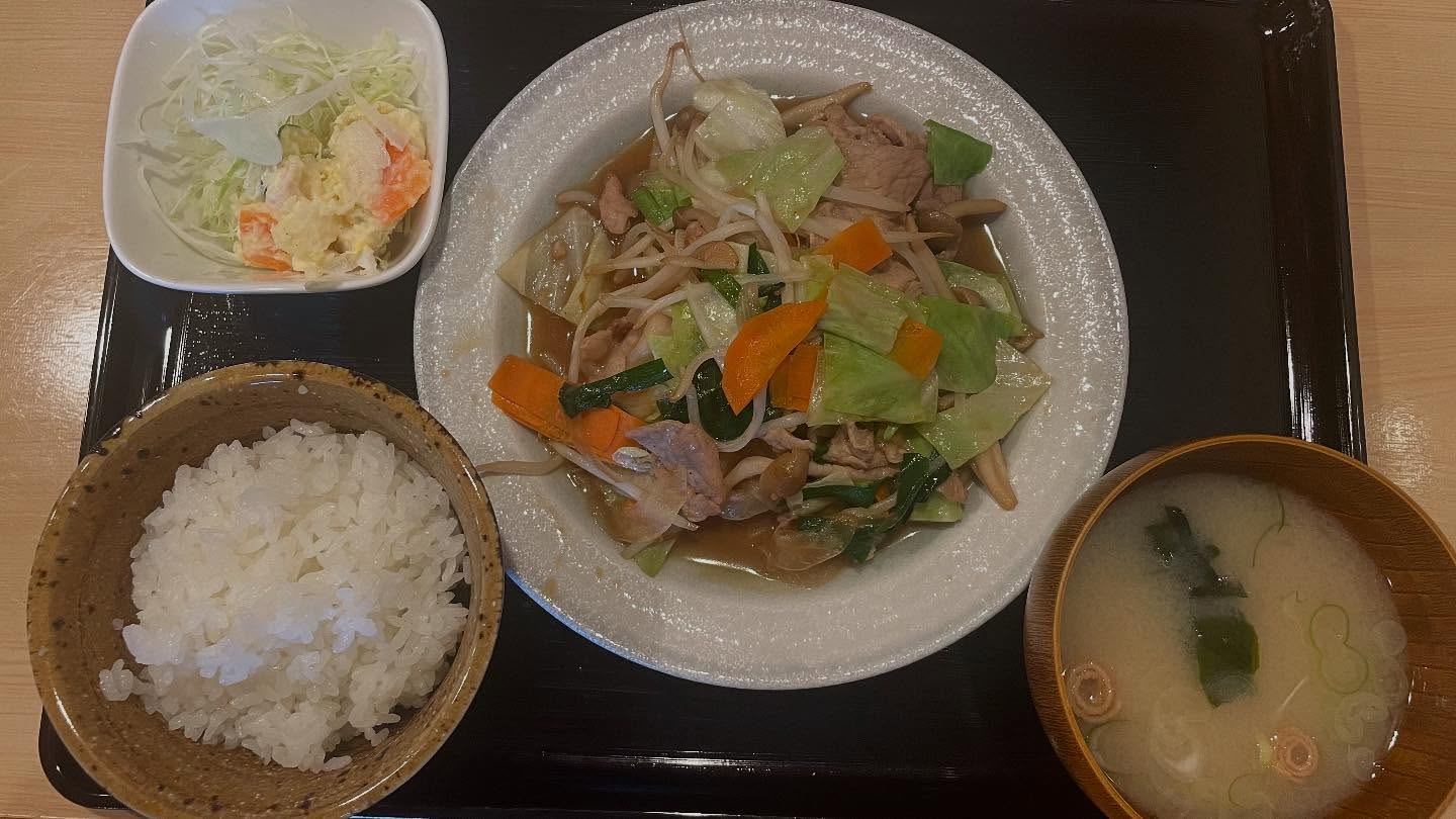 定食屋おいない