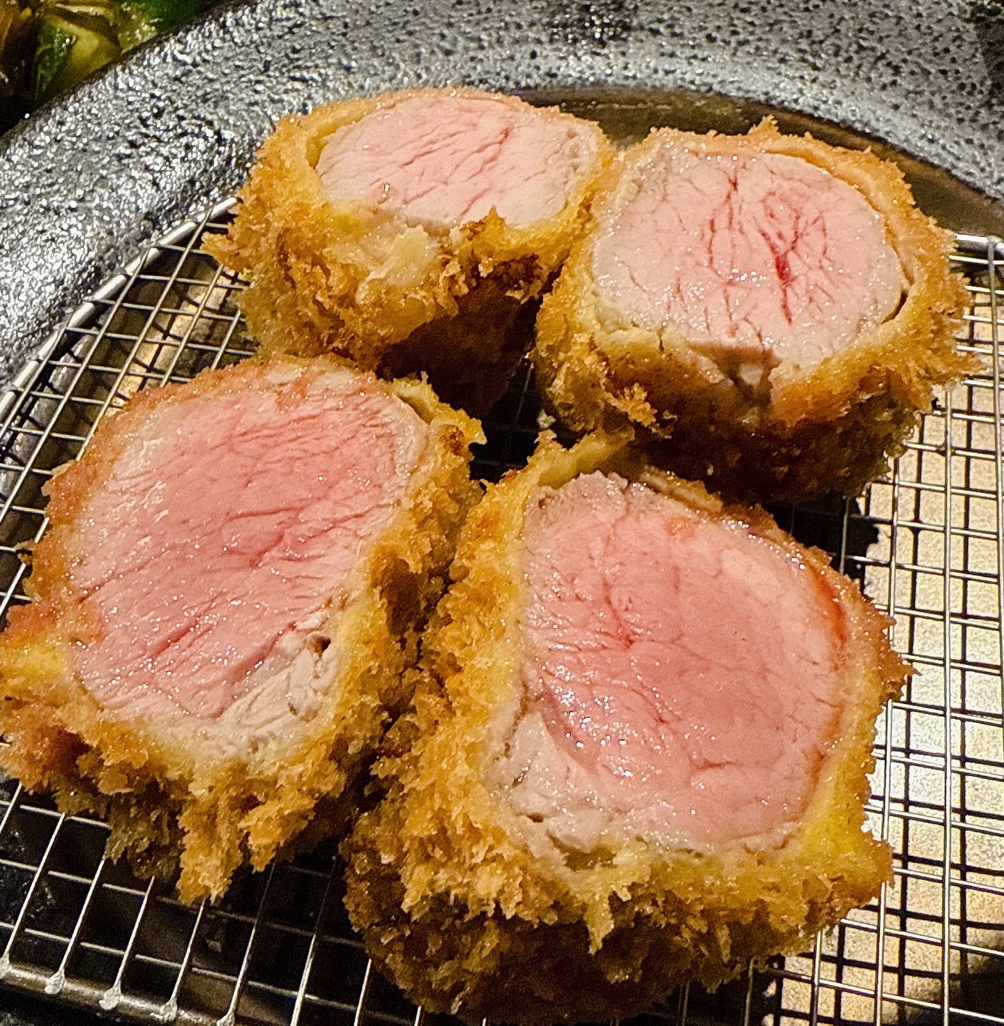 とんかつ ここまでやるか。