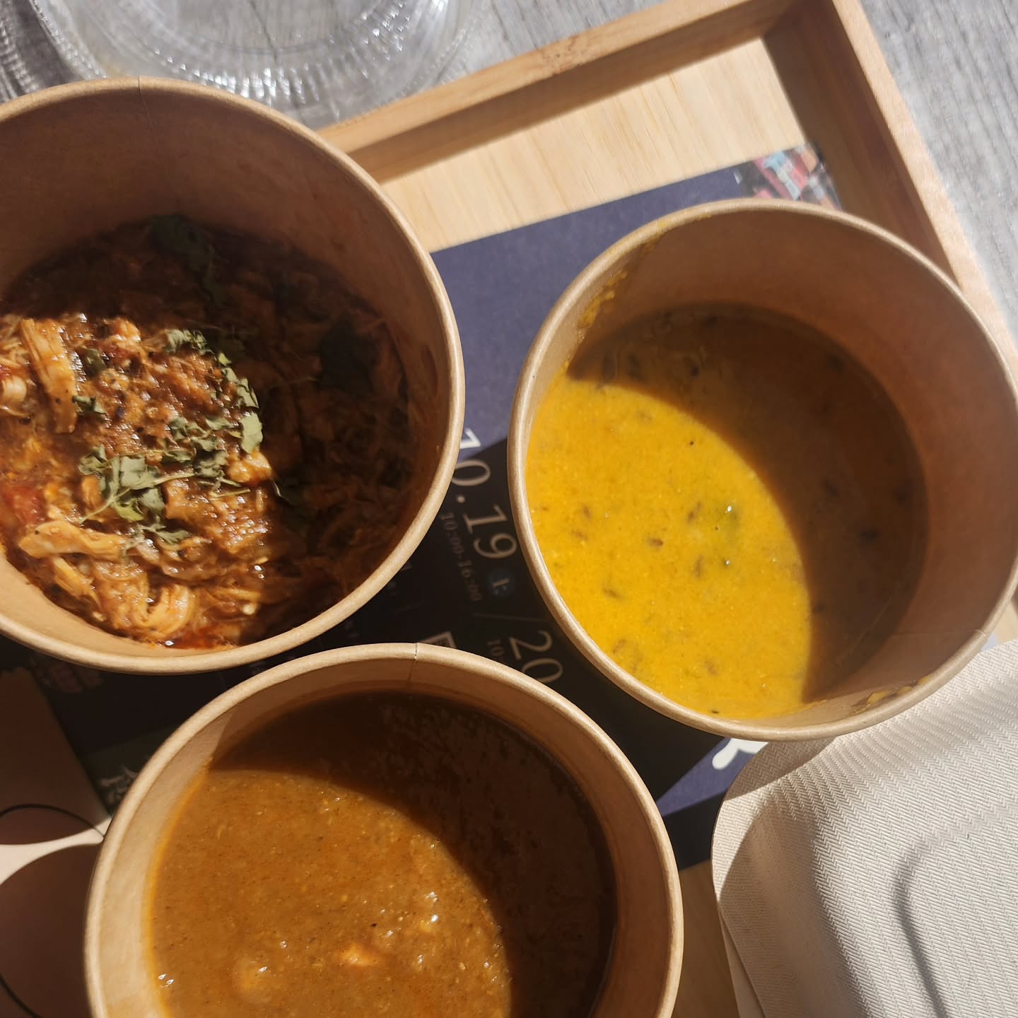 カレーとおやつ collier