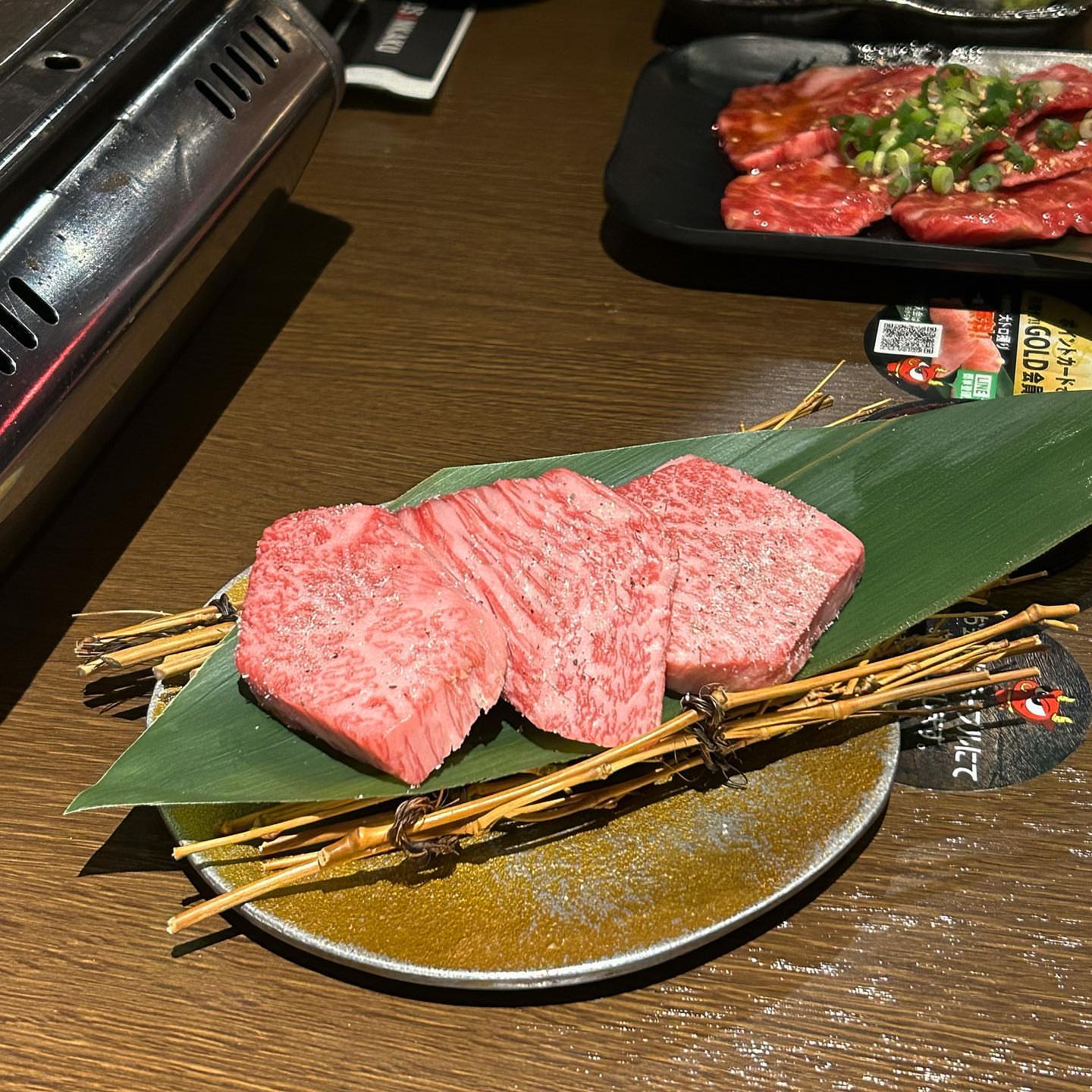 焼肉酒場 ともさんかく はなれ