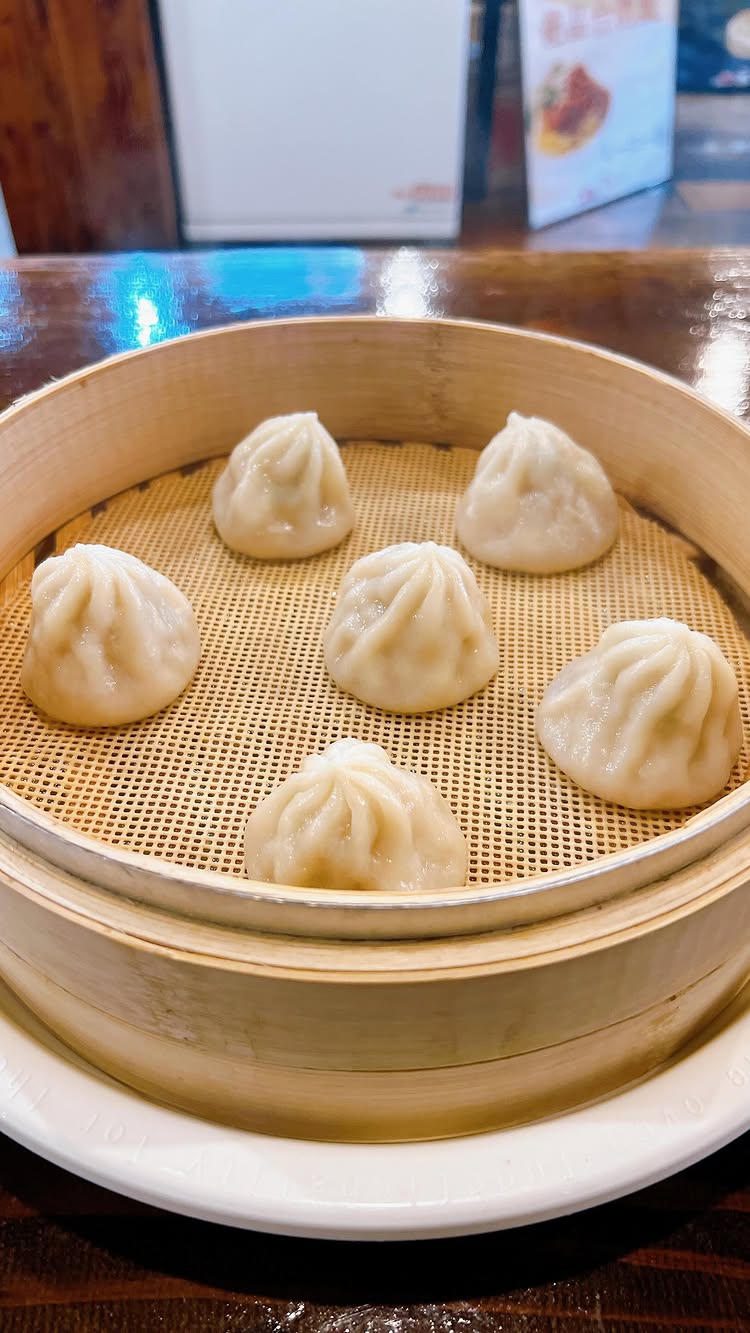 Mr.Wu 台湾屋台丸 タンパオ那覇店