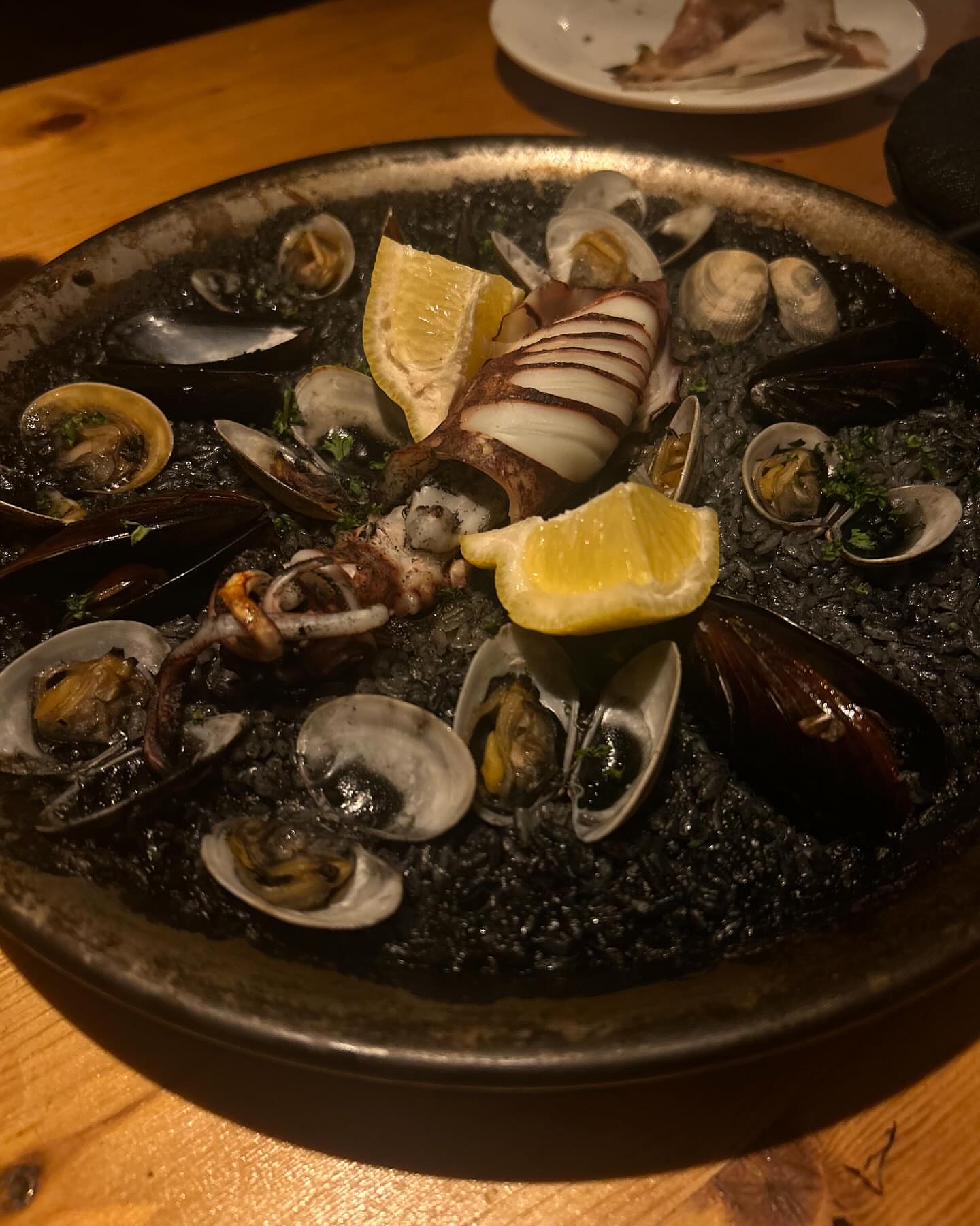 レストラン&バー バモノス