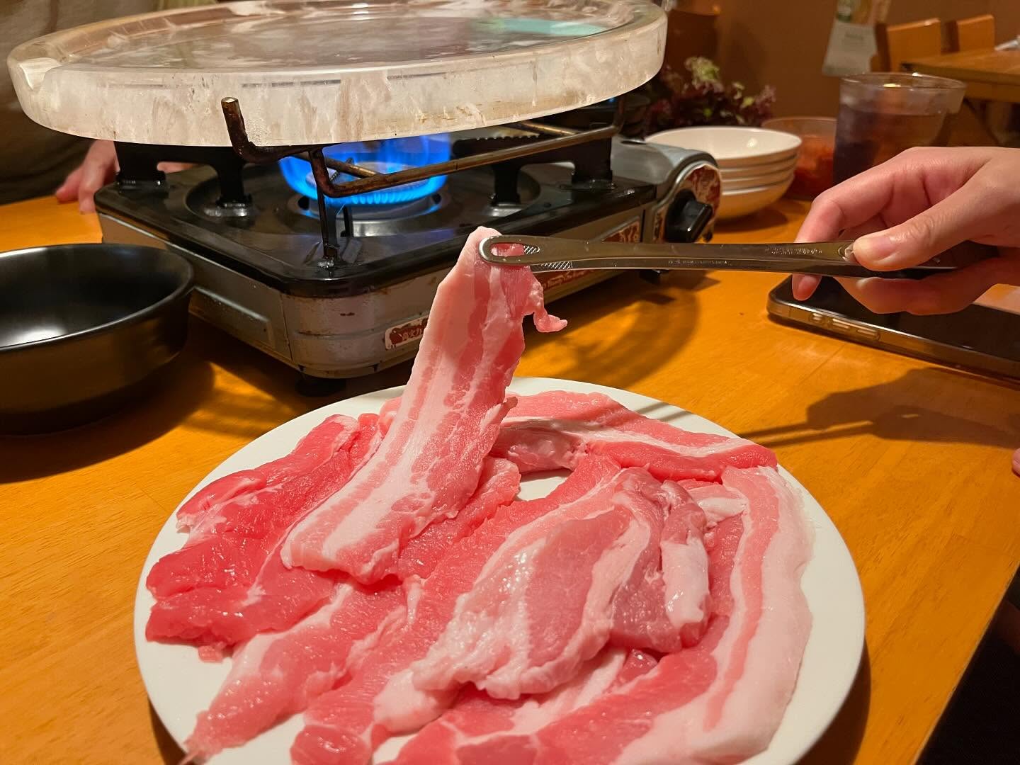 おさるのかごや