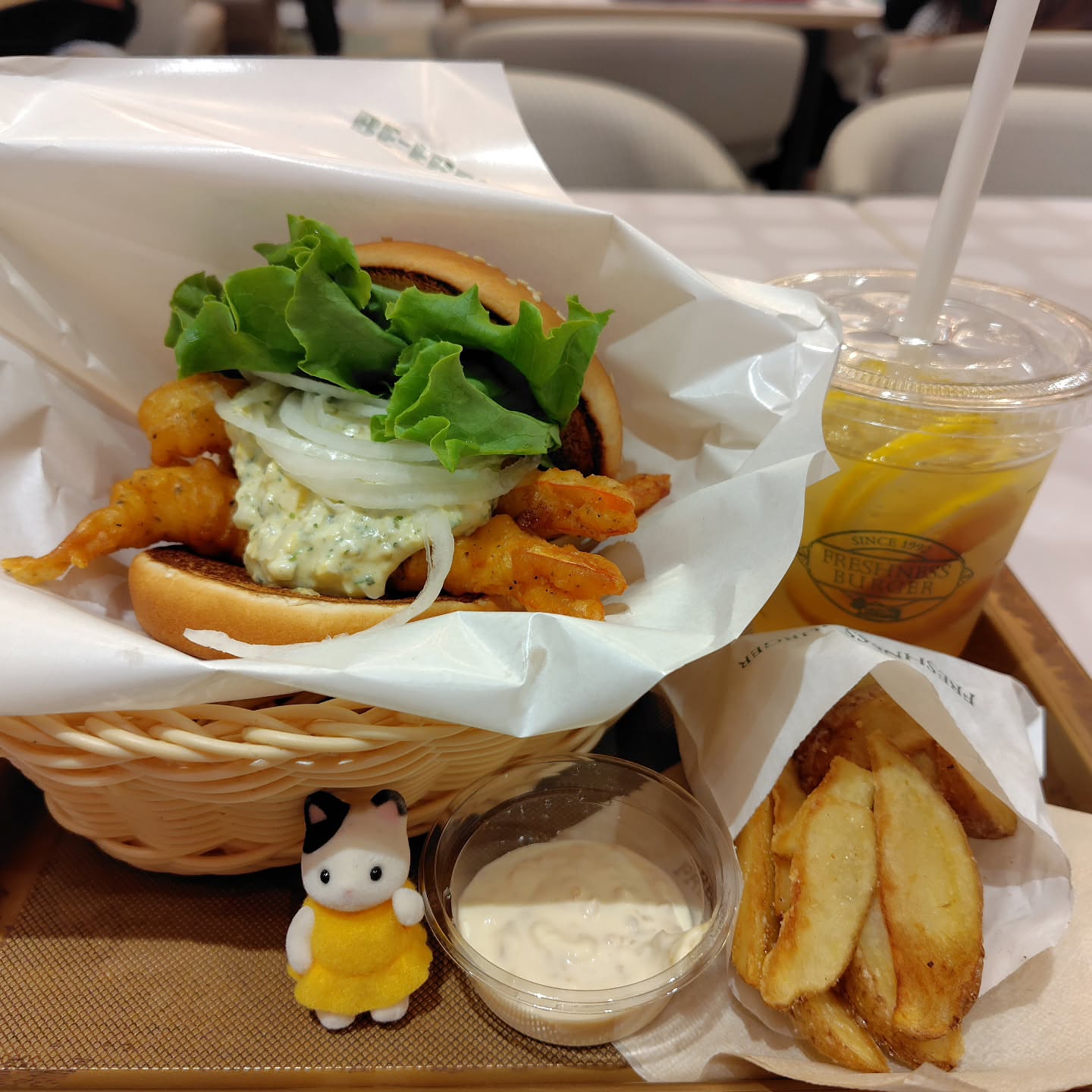 フレッシュネスバーガーベルモール