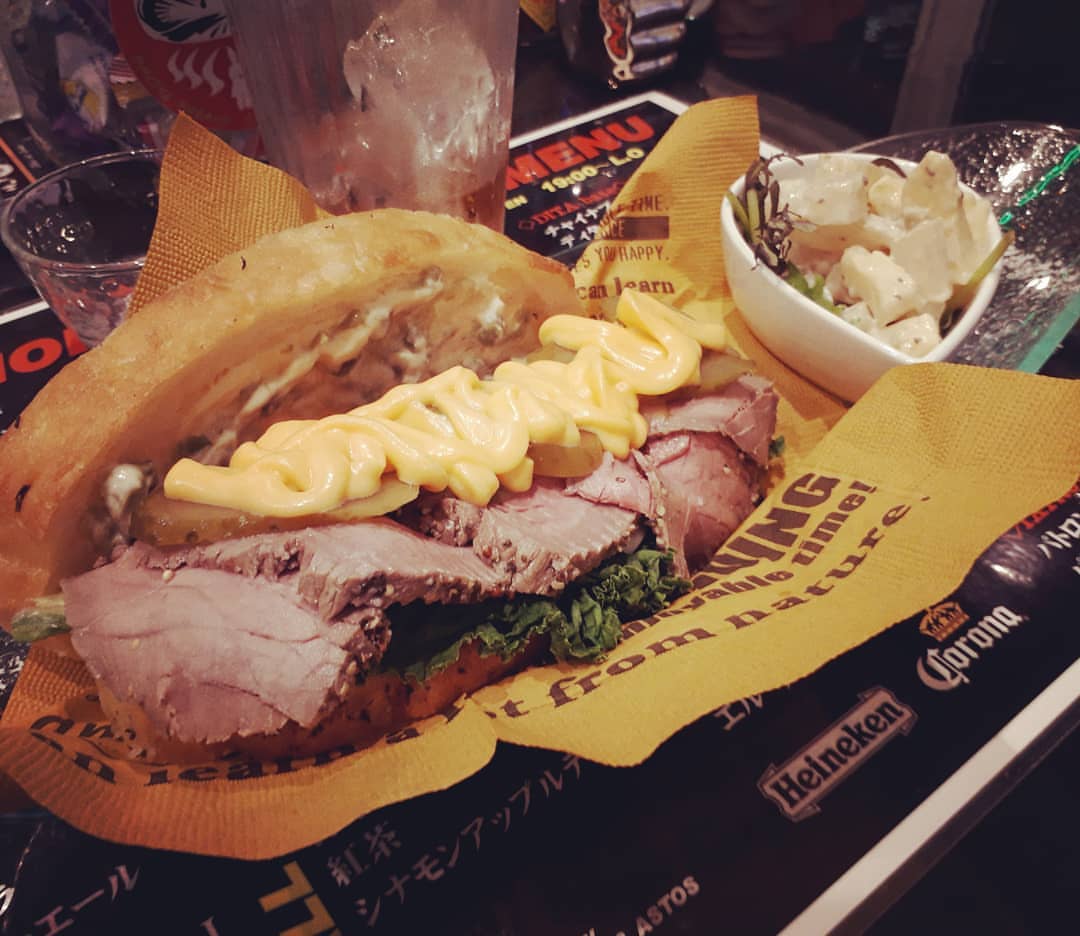 カフェバー キッピス