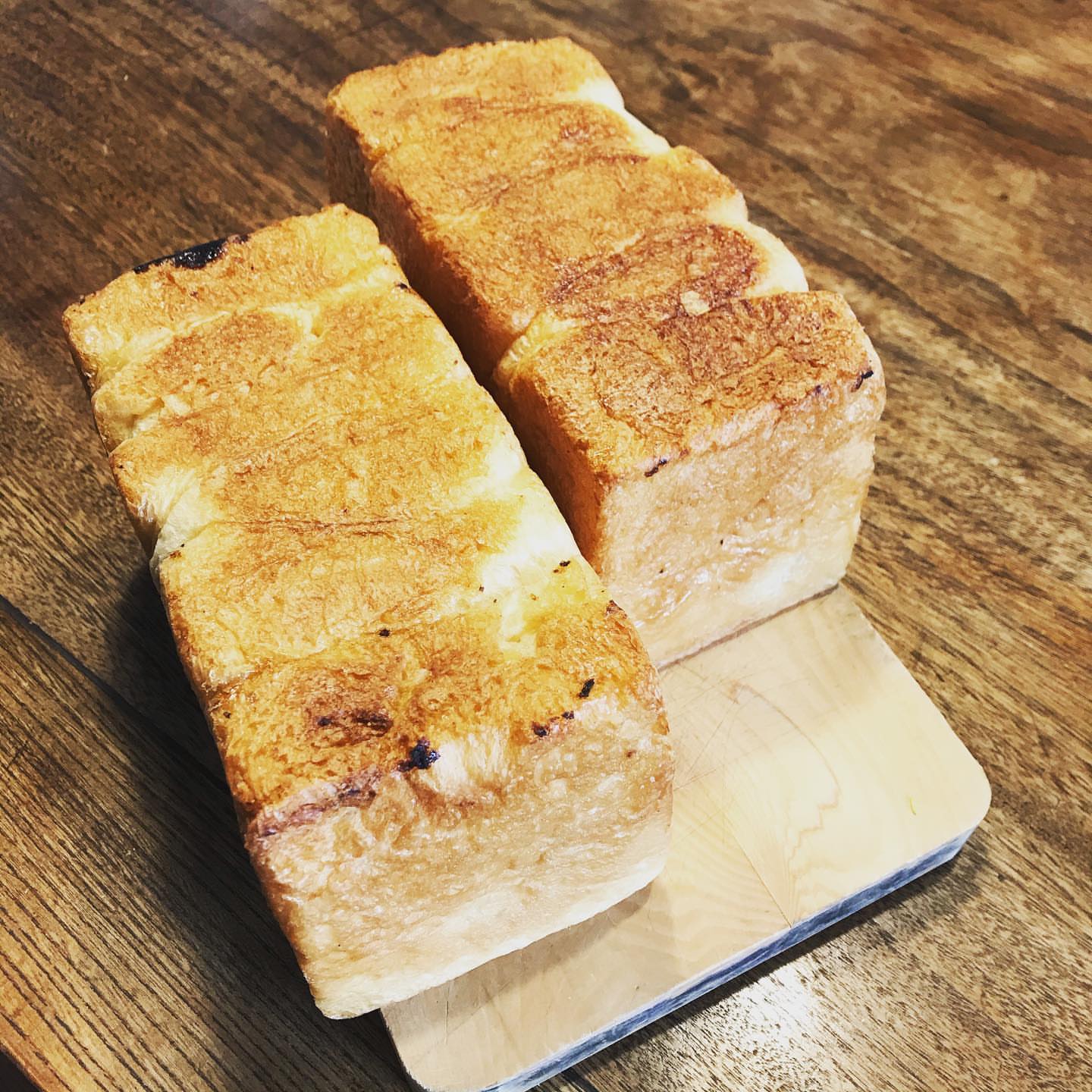 天然酵母のパン オオナミ