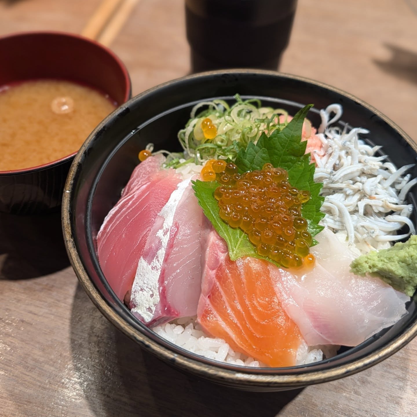 千里中央 海鮮食堂おーうえすと